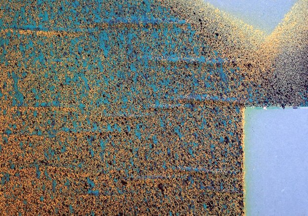 2011 - acrylic on paper - 22 x 31 x 5 cm