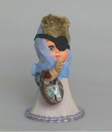 2006 - mixed media - 29 x 17 x 16 cm