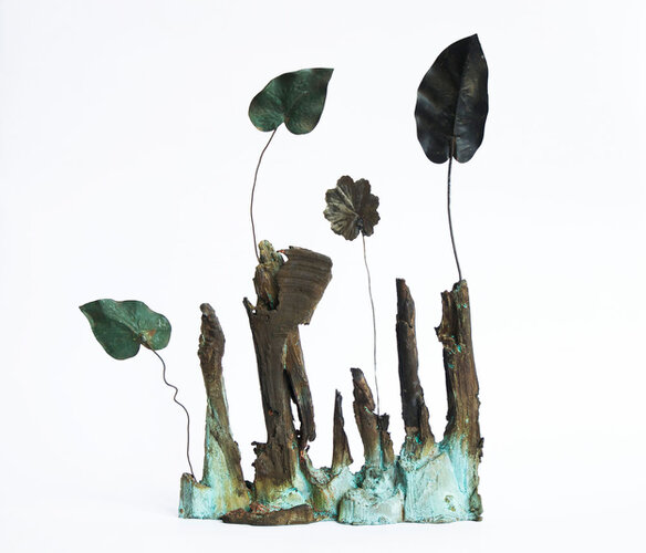 2014 - bronze with patina - 35 x 29 x 6 cm